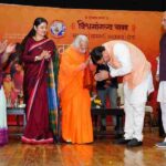 मुख्यमंत्री धामी ने राजकीय दून मेडिकल कॉलेज में विश्वमांगल्य सभा के तत्वाधान में आयोजित ‘मातृ संस्कार समागम’ कार्यक्रम में किया प्रतिभाग, परिवार ही पहला विद्यालय – माँ के संस्कारों से बनता है राष्ट्र का चरित्रः मुख्यमंत्री धामी