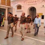 एस०पी० सिटी देहरादून द्वारा झंडा मेला क्षेत्र का भ्रमण कर सुरक्षा व्यवस्था का लिया जायजा, मेले में आने वाले श्रद्वालुओं की सुरक्षा हेतु त्रुटिरहित सुरक्षा व्यवस्था सुनिश्चित करने के दिये निर्देश, सीसीटीवी कैमरों तथा ड्रोन के माध्यम से सम्पूर्ण मेला क्षेत्र की सतत निगरानी के दिये निर्देश