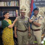 पदोन्नती पर एसएसपी देहरादून द्वारा पदोन्नत पुलिस अधिकारी को पद्दोन्नति पद के अलंकरण से किया अलंकृत
