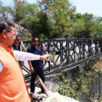 मुख्यमंत्री धामी ने मसूरी रोड स्थित शिव मंदिर के निर्माणाधीन पुल का किया स्थलीय निरीक्षण, बारिश से क्षतिग्रस्त हुए पुल की कार्य प्रगति की ली जानकारी
