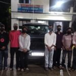 सोशल मीडिया पर वायरल होने का शौक दून पुलिस ने किया पूरा, सड़क पर लापरवाही से वाहन चलाकर हुड़दंग करने वाले 8 युवको के विरुद्ध की वैधानिक कार्यवाही,वाहन सीज