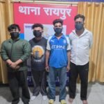 सड़क पर कर रहे थे हुड़दंग, पुलिस ने दिखाया लाकअप का रास्ता, 4 युवक गिरफ्तार